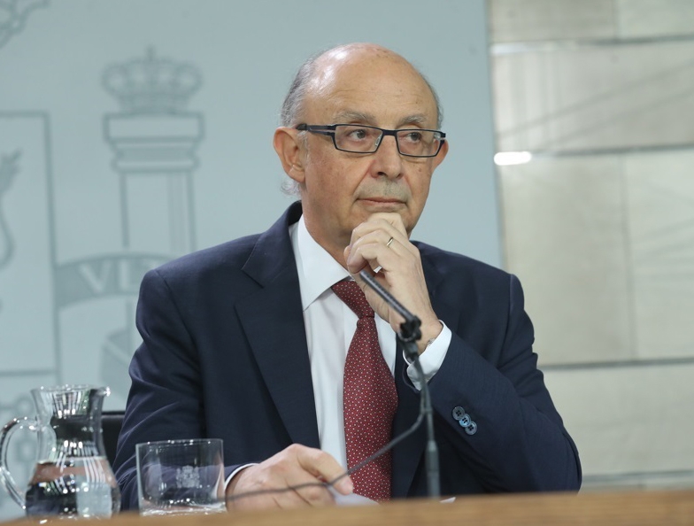 El Ministro de Hacienda, Cristóbal Montoro, bloquea el presupuesto de la Generalitat de Cataluña