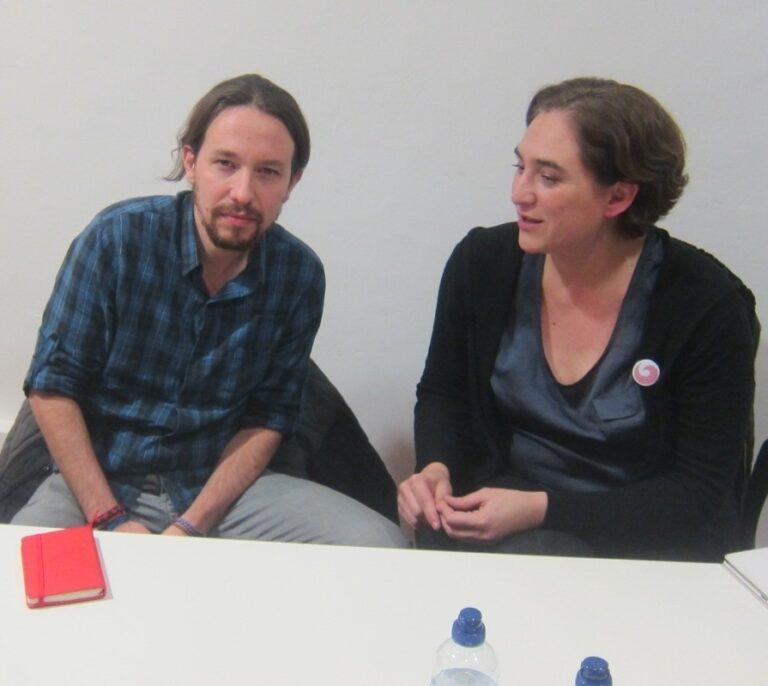 Pablo Iglesias y Ada Colau, juntos en la Diada para defender la soberanía de Cataluña