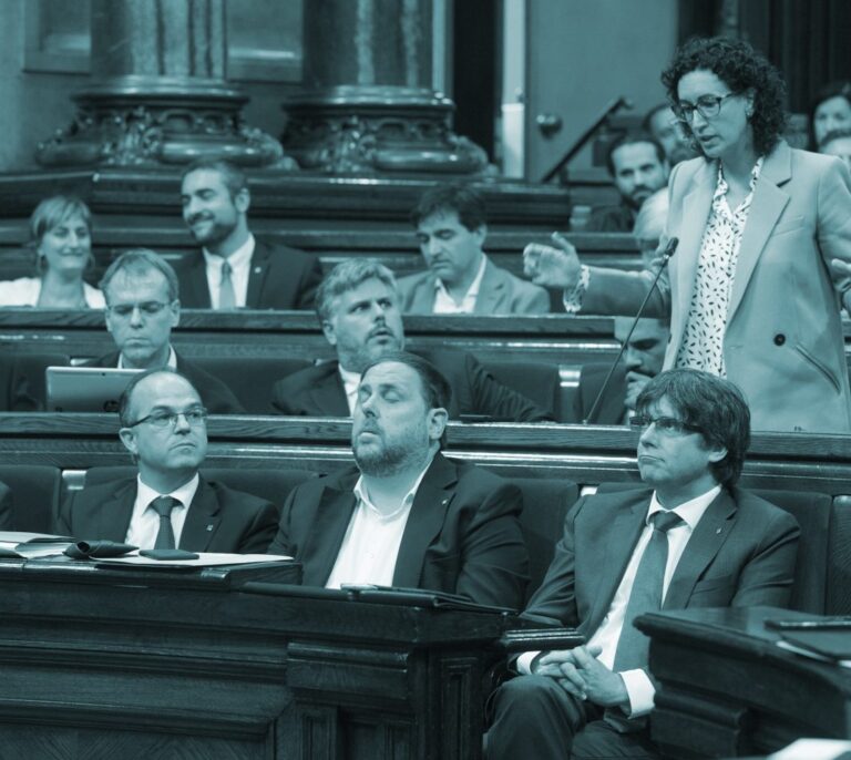 Ya se ha iniciado la marcha imparable del paquidermo