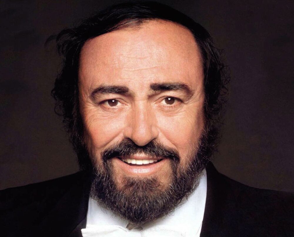 Luciano Pavarotti.
