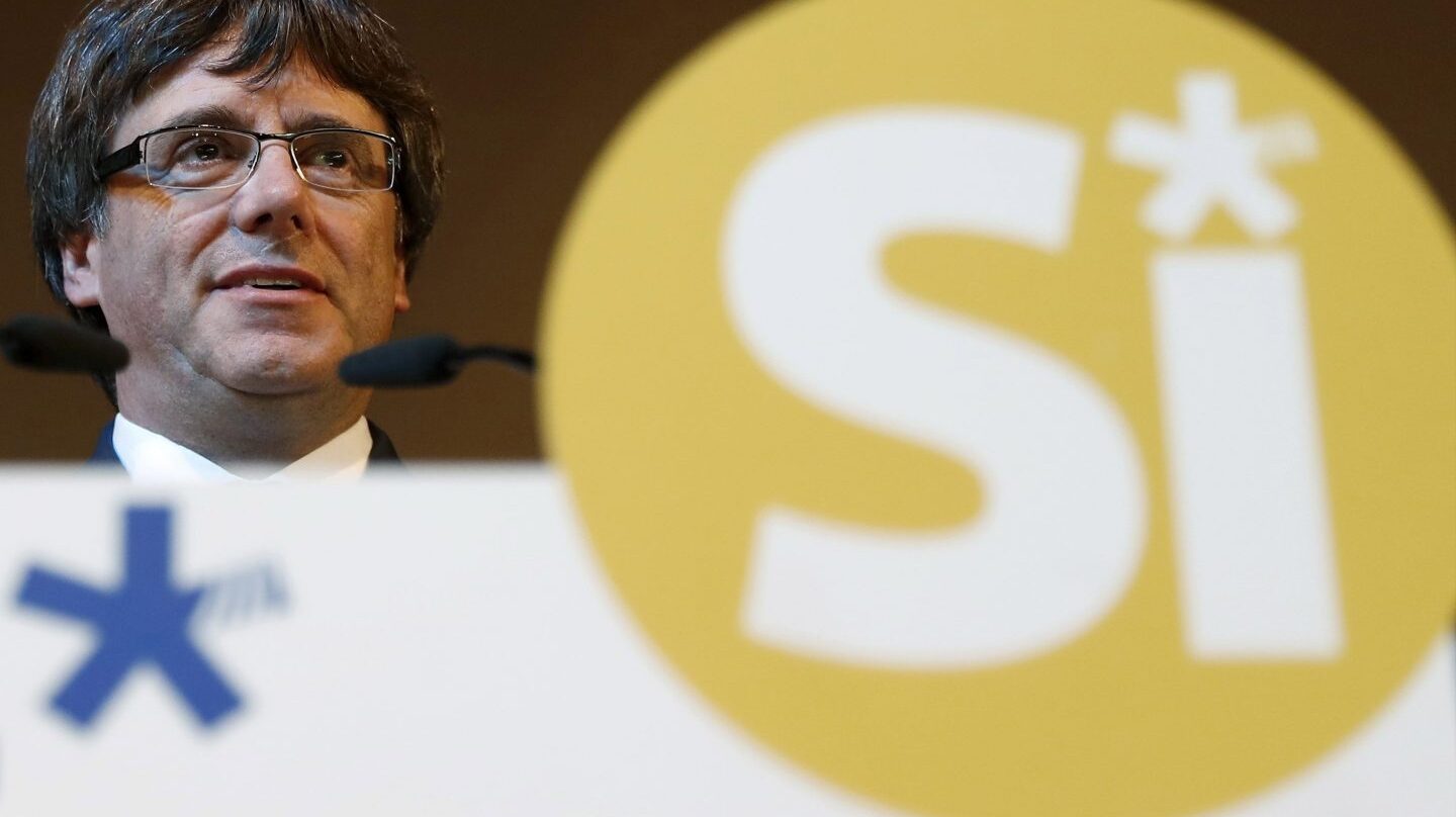 Carles Puigdemont, en un acto de campaña del referéndum.