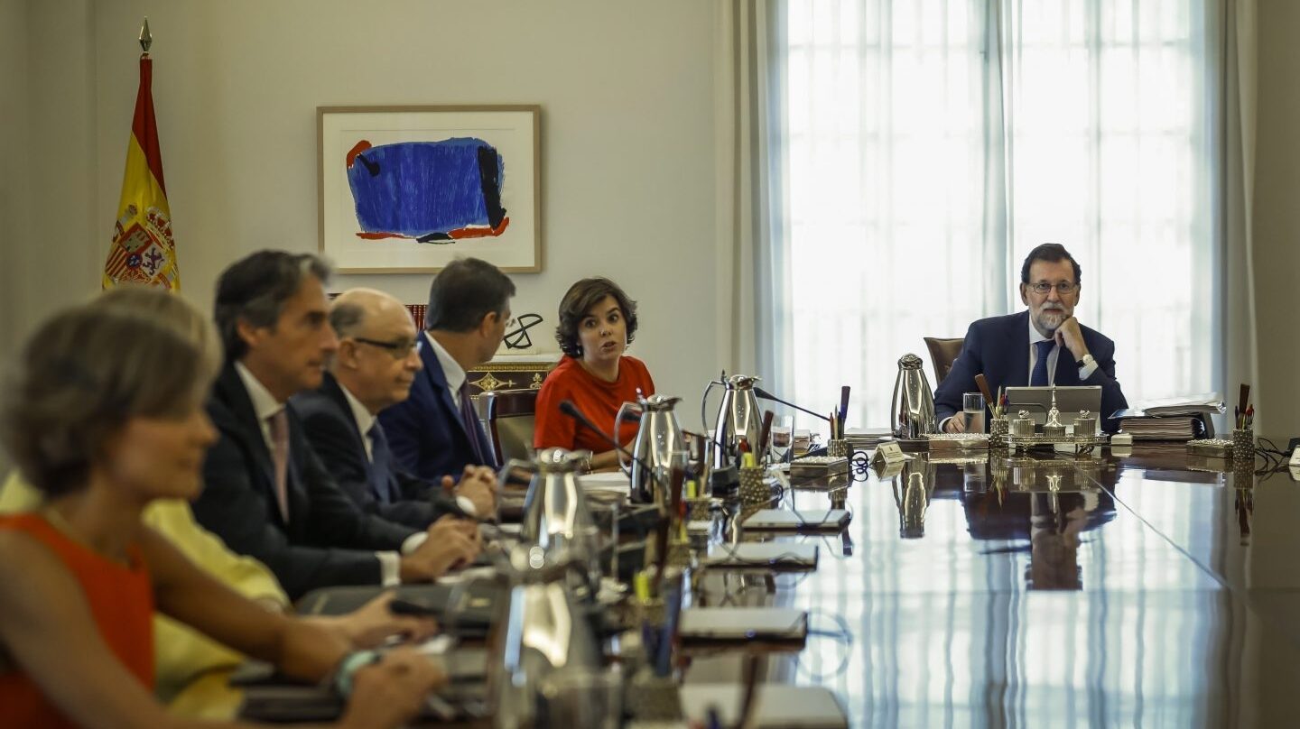 El presidente del Gobierno, Mariano Rajoy, durante la reunión extraordinaria del Consejo de Ministros el 7 de septiembre.