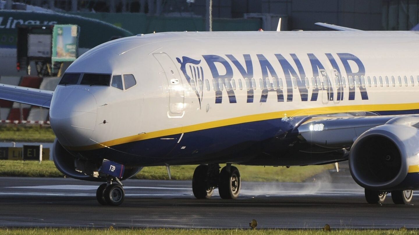 Un avión de la aerolínea de bajo coste Ryanair.