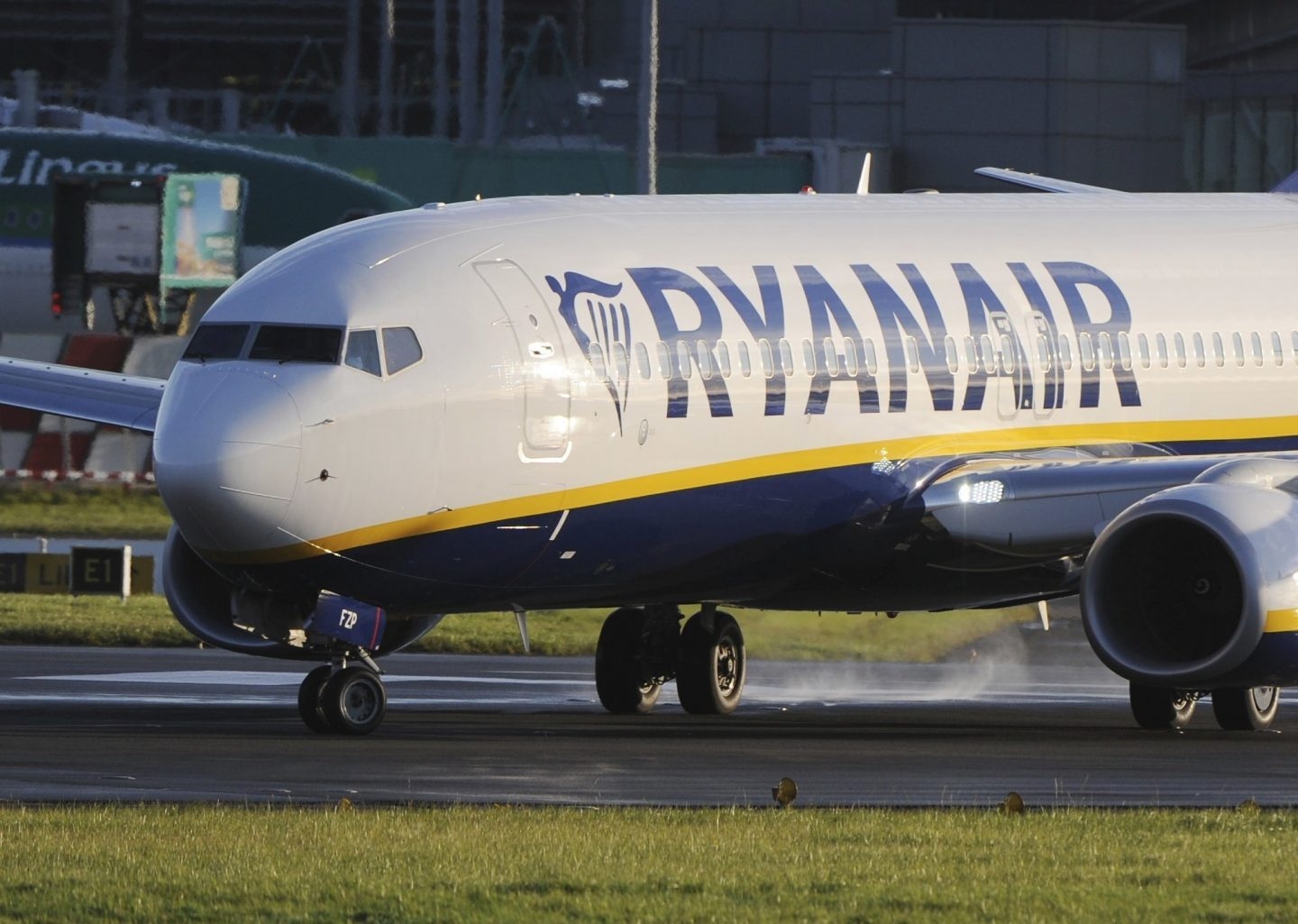 Un avión de la aerolínea de bajo coste Ryanair.