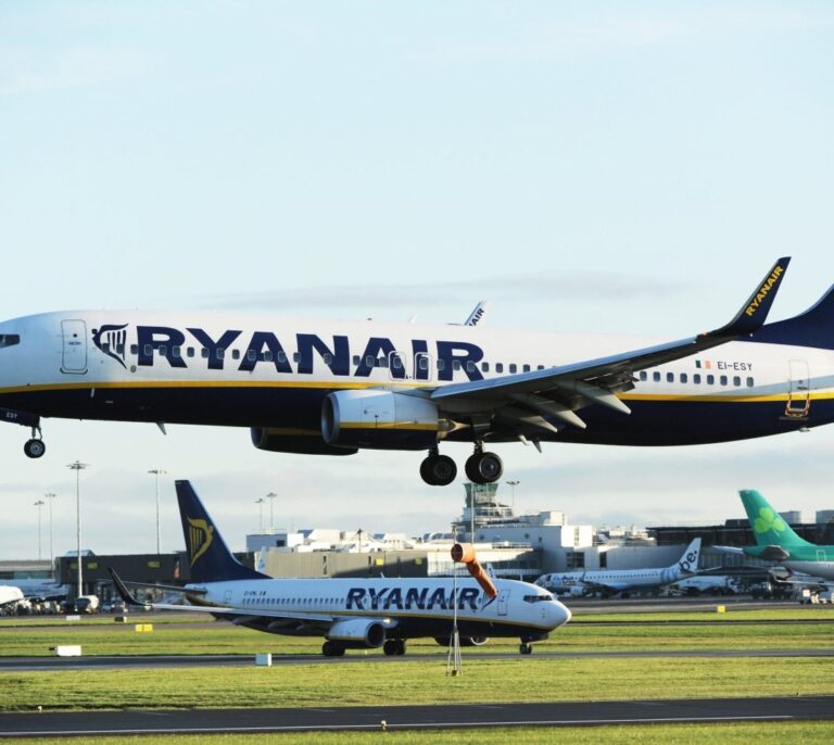 Demanda contra Ryanair en la Audiencia Nacional para tumbar el ERE por ilegal