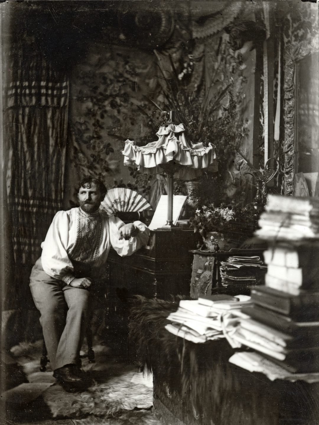 Autoretrato en su estudio en la rue de la Grande Chaumière, Paris, 1892.