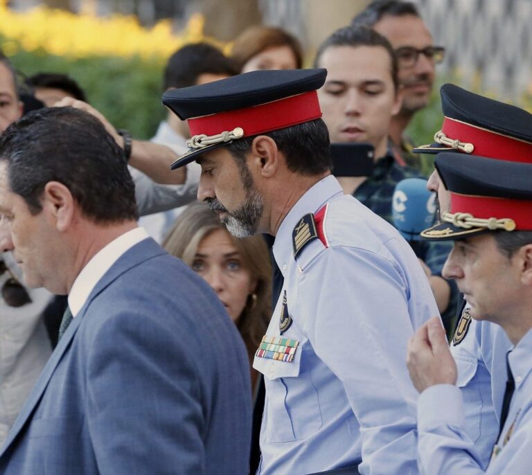 Trapero sale sin medidas cautelares pero declarará otra vez por sedición en el 1-O
