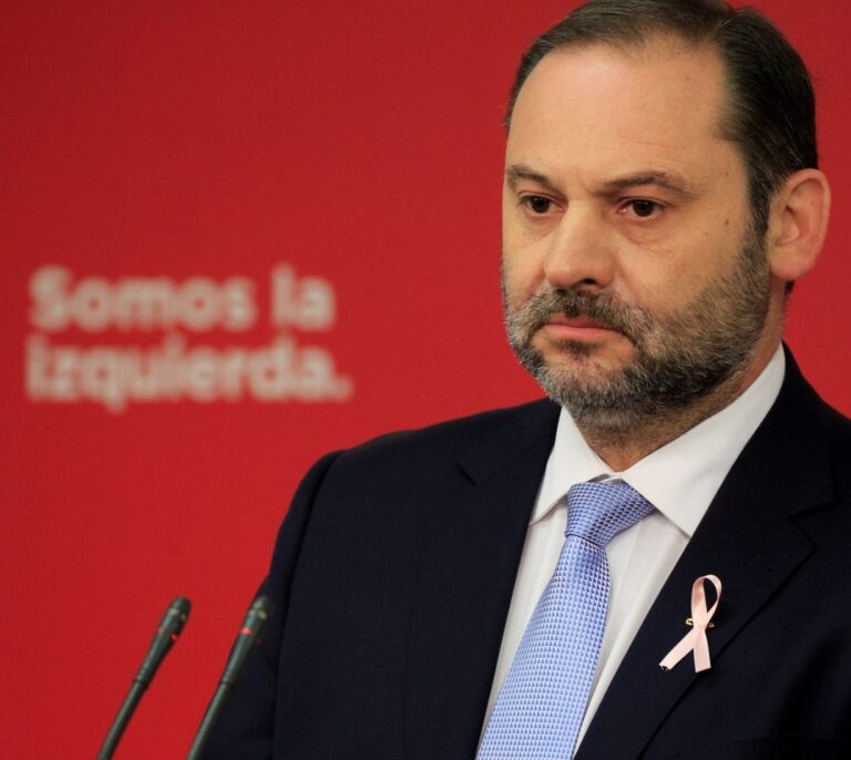 PP y PSOE discrepan sobre el tiempo de aplicación del 155 antes de ir a autonómicas