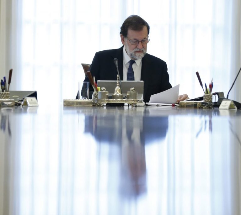 El Gobierno aplicará el 155 "respetando la existencia de la comunidad y sus instituciones"