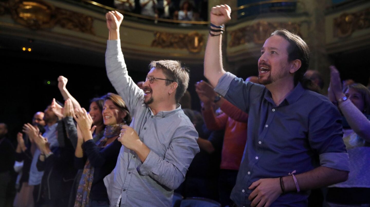 Pablo Iglesias y Xovi Domènech este lunes en el Círculo de Bellas Artes.