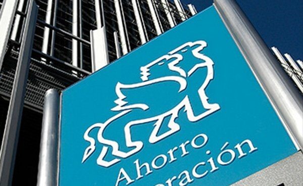 Sede de Ahorro Corporación. Sede de Ahorro Corporación.