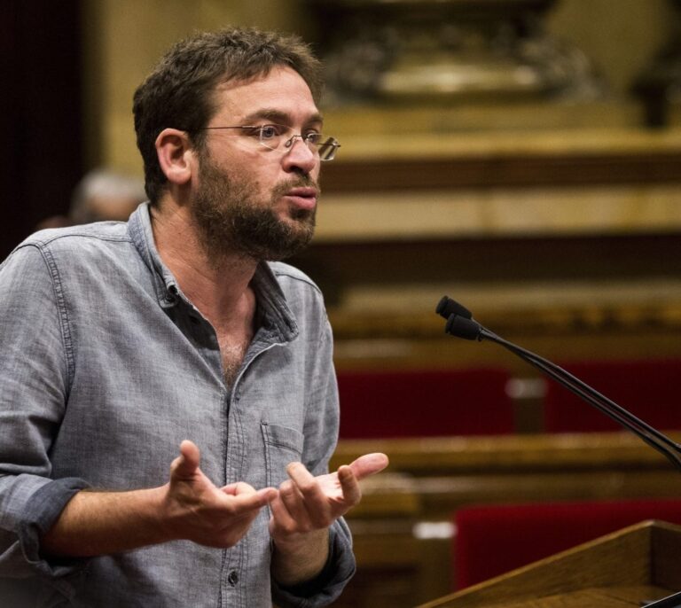 Fachin vería una "traición" presentarse al 21-D sin una "estrategia conjunta"