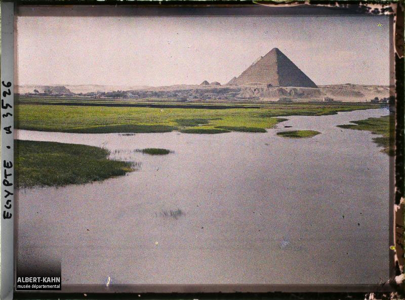 Auguste Léon; Egypte, Le Caire, Paysage sla route.