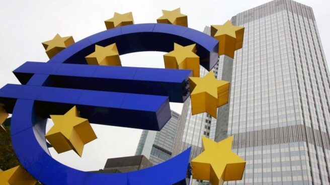 El BCE prolonga su plan de compra de deuda hasta septiembre pero lo reduce a la mitad