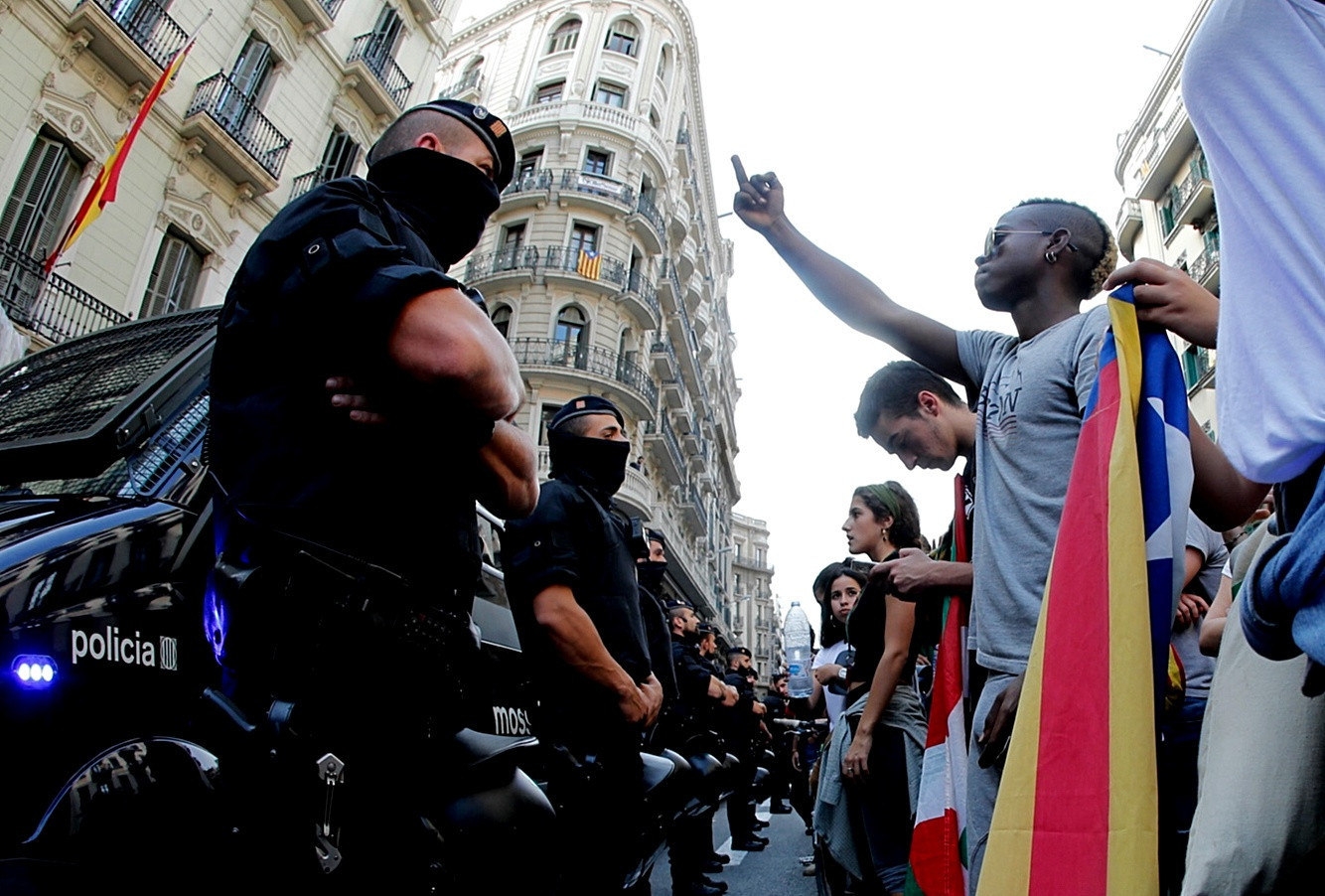 Referéndum 1-O: Concentración de estudiantes en Barcelona.