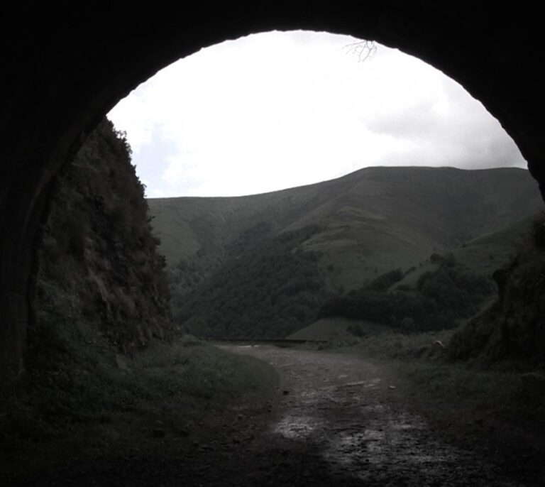 El túnel de La Engaña, el primer gran despilfarro
