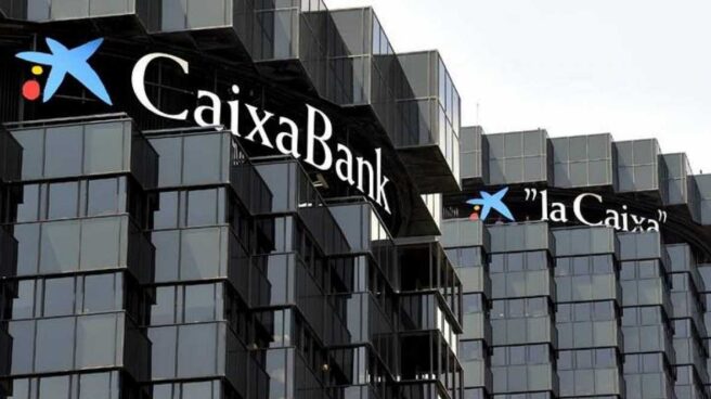 CaixaBank gana la cifra récord de 1.488 millones, 53,4 % más, al integrar BPI