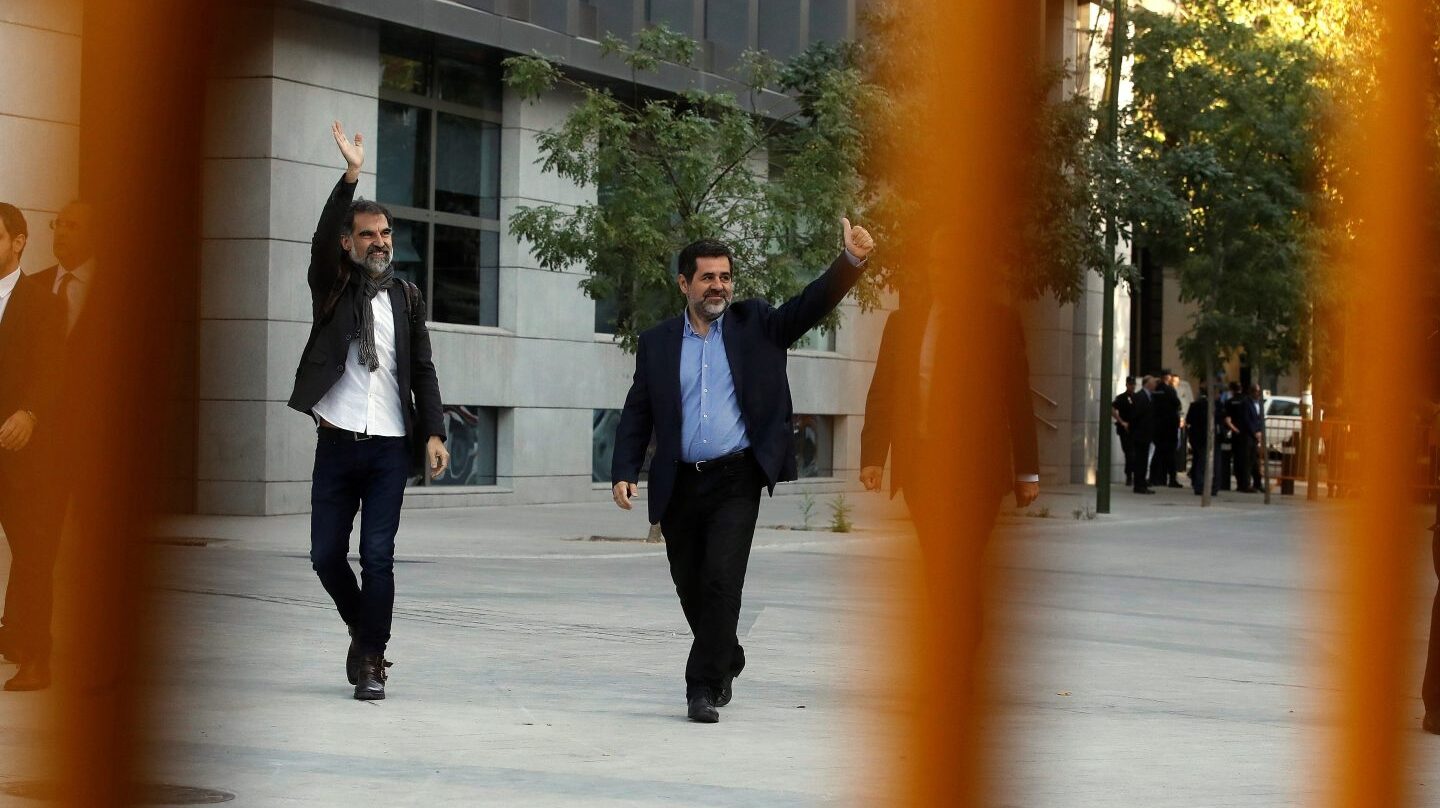 Jordi Cuixart y Jordi Sánchez llegan a la Audiencia Nacional.