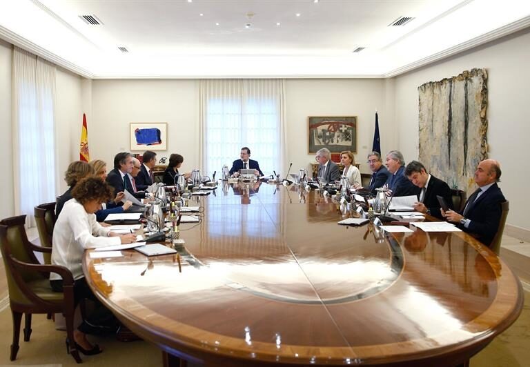 Expertos dudan de que el requerimiento a Puigdemont suponga activar ya el 155