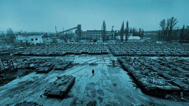 Fabrica tanques URSS Fábrica soviética de tanques abandonada en Ucrania.