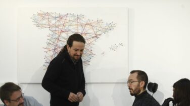 Iglesias sitúa "fuera de Podemos" a los 'anticapis' y abre la puerta a Dante Fachin