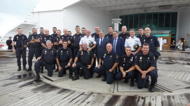 Interior mantendrá el refuerzo policial en Cataluña hasta las elecciones del 21-D