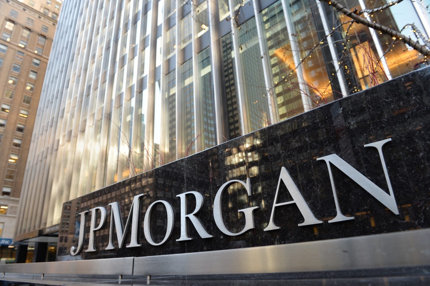 JPMorgan desafía la hegemonía de BlackRock en el mercado de fondos cotizados