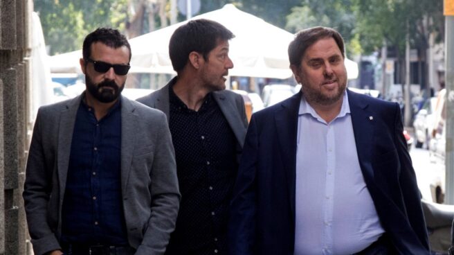Oriol Junqueras llega a la reunión de ERC.