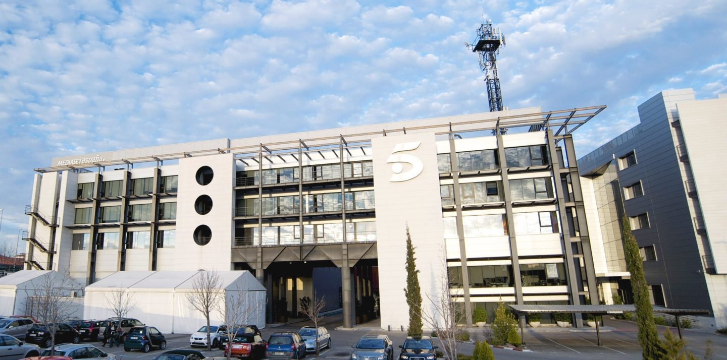 Imagen de la fachada de Mediaset