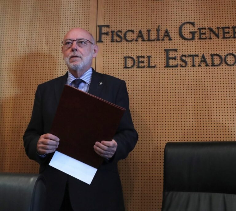 El fiscal Maza ve "fundamentos de sobra" para la extradición de Puigdemont