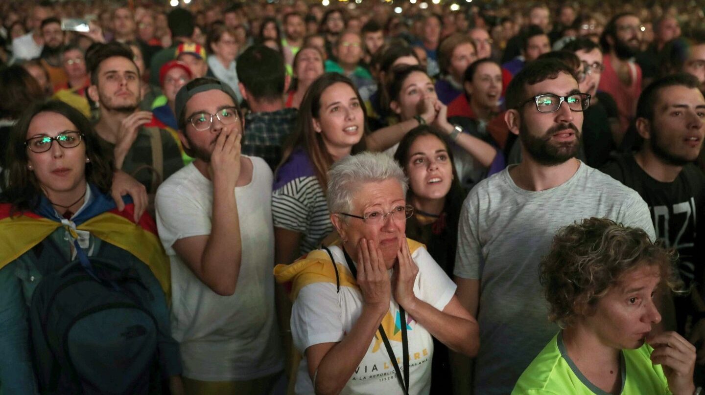 10-O: Decepción a las afueras del Parlament.