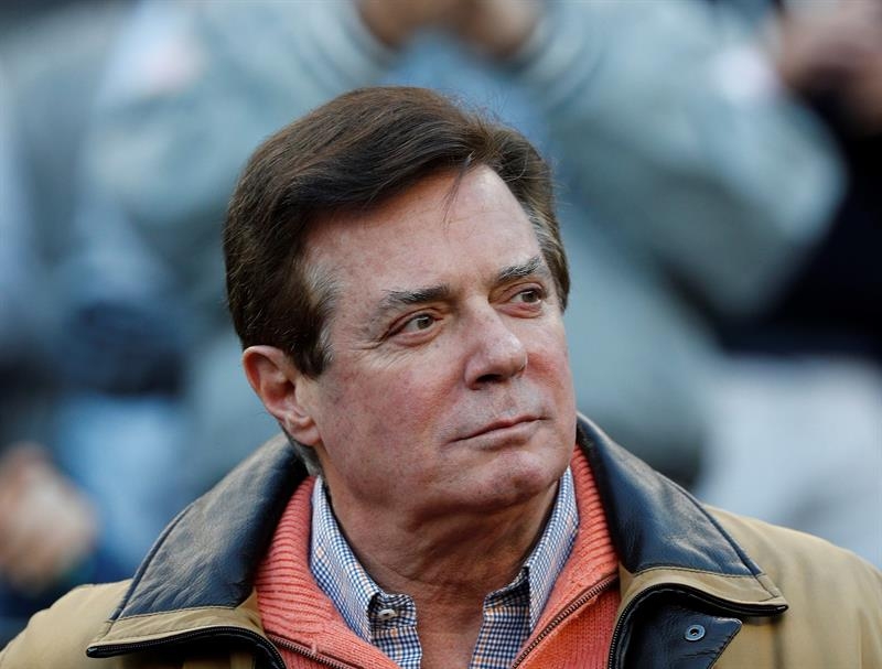 Paul Manafort, ex jefe de camapañ de Trump, se ha entregado al FBI por la trama rusa.