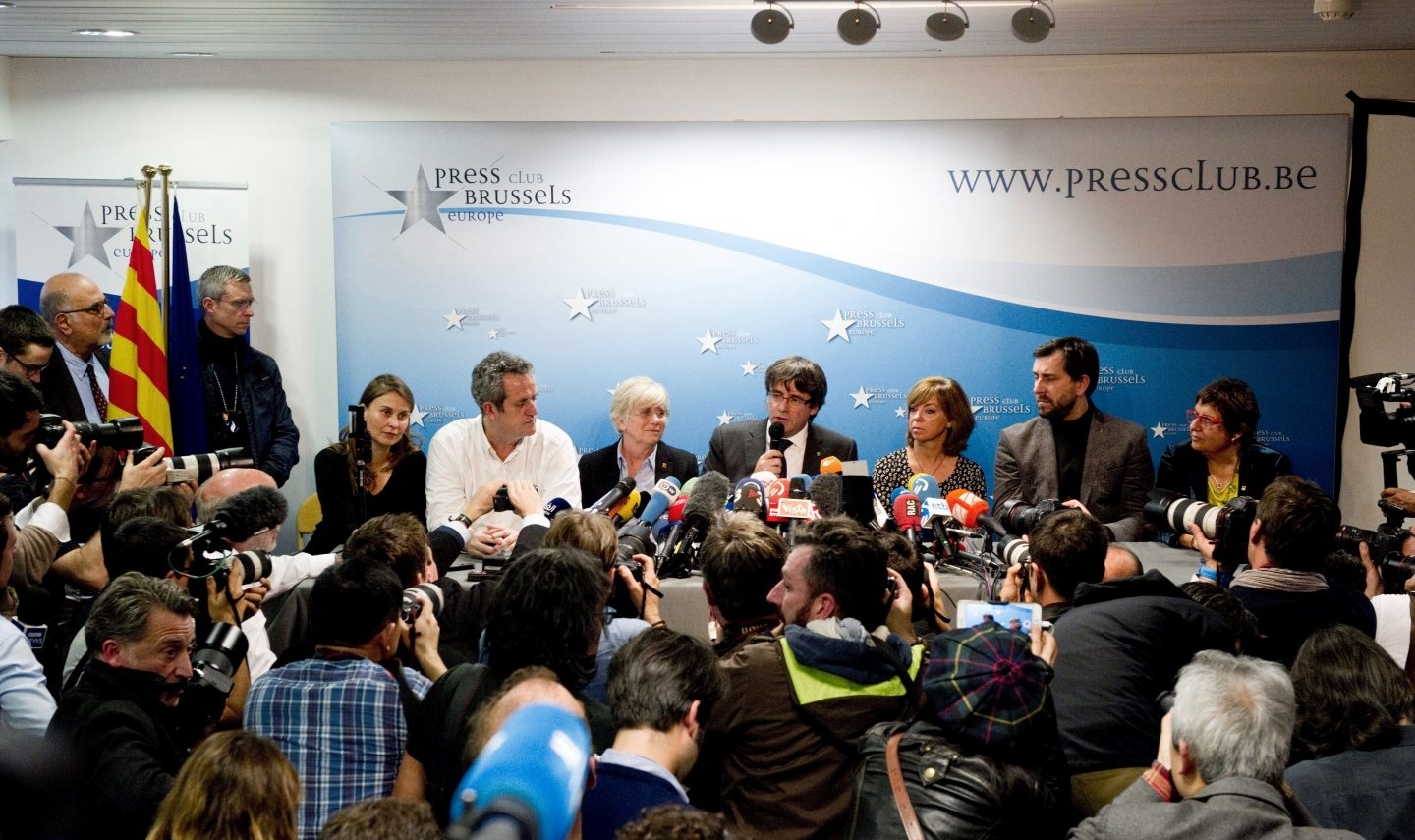 Puigdemont y sus consejeros, en Bruselas.