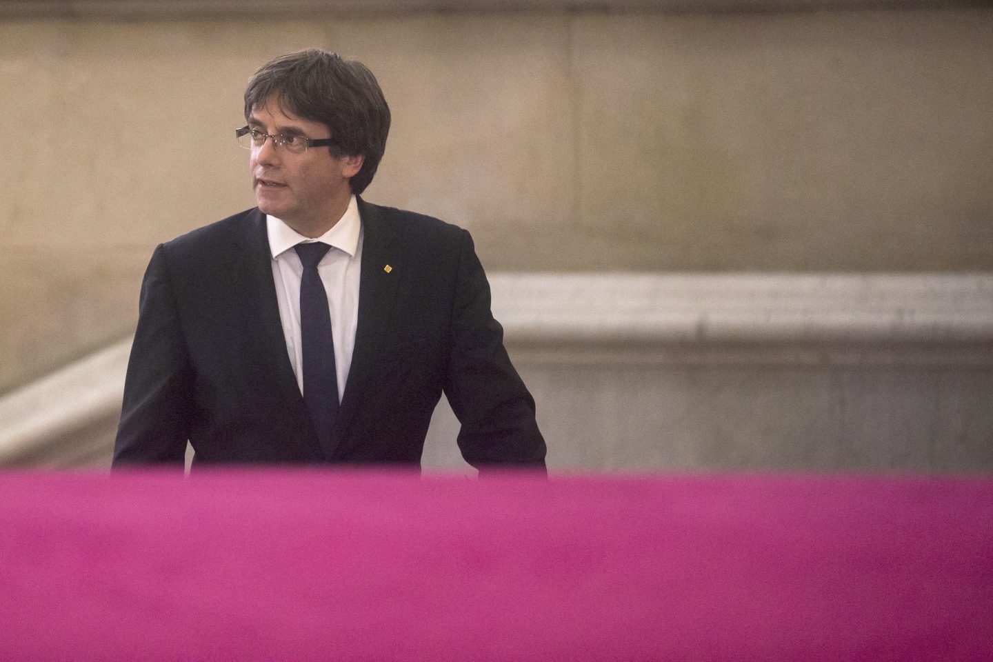 10-O: Puigdemont llega al Parlament.