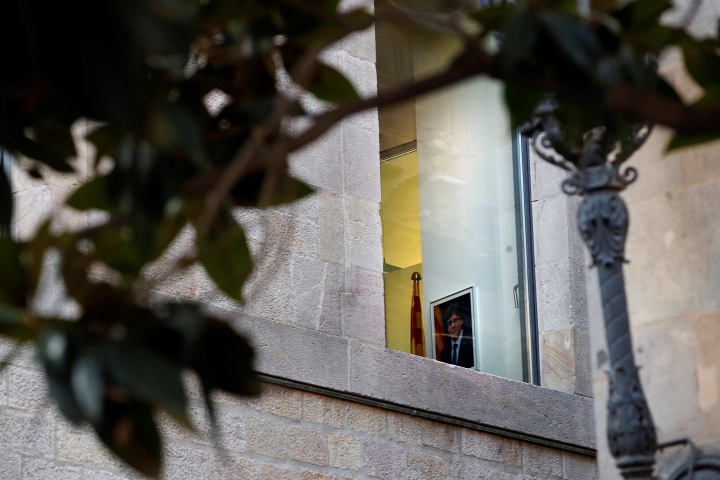 Una foto de Puigdemont colgada en un despacho de la Generalitat.