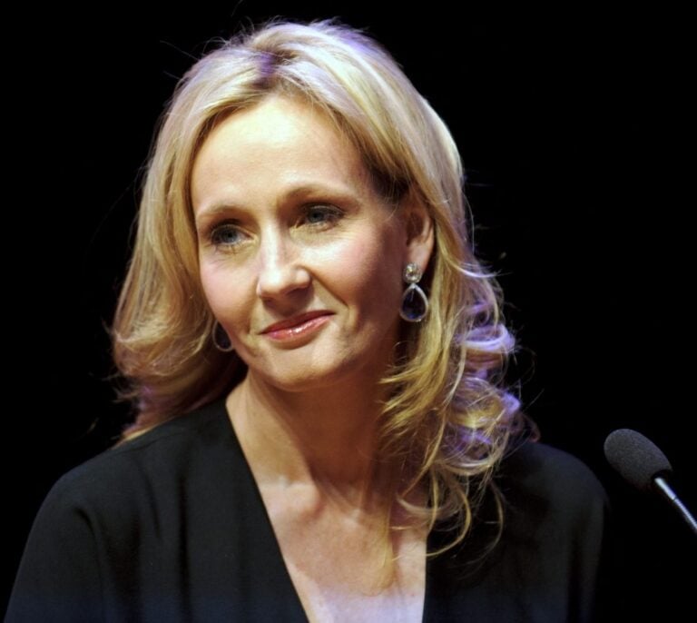 El cuento "El ickabog" de J.K Rowling saldrá a la venta el 10 de noviembre