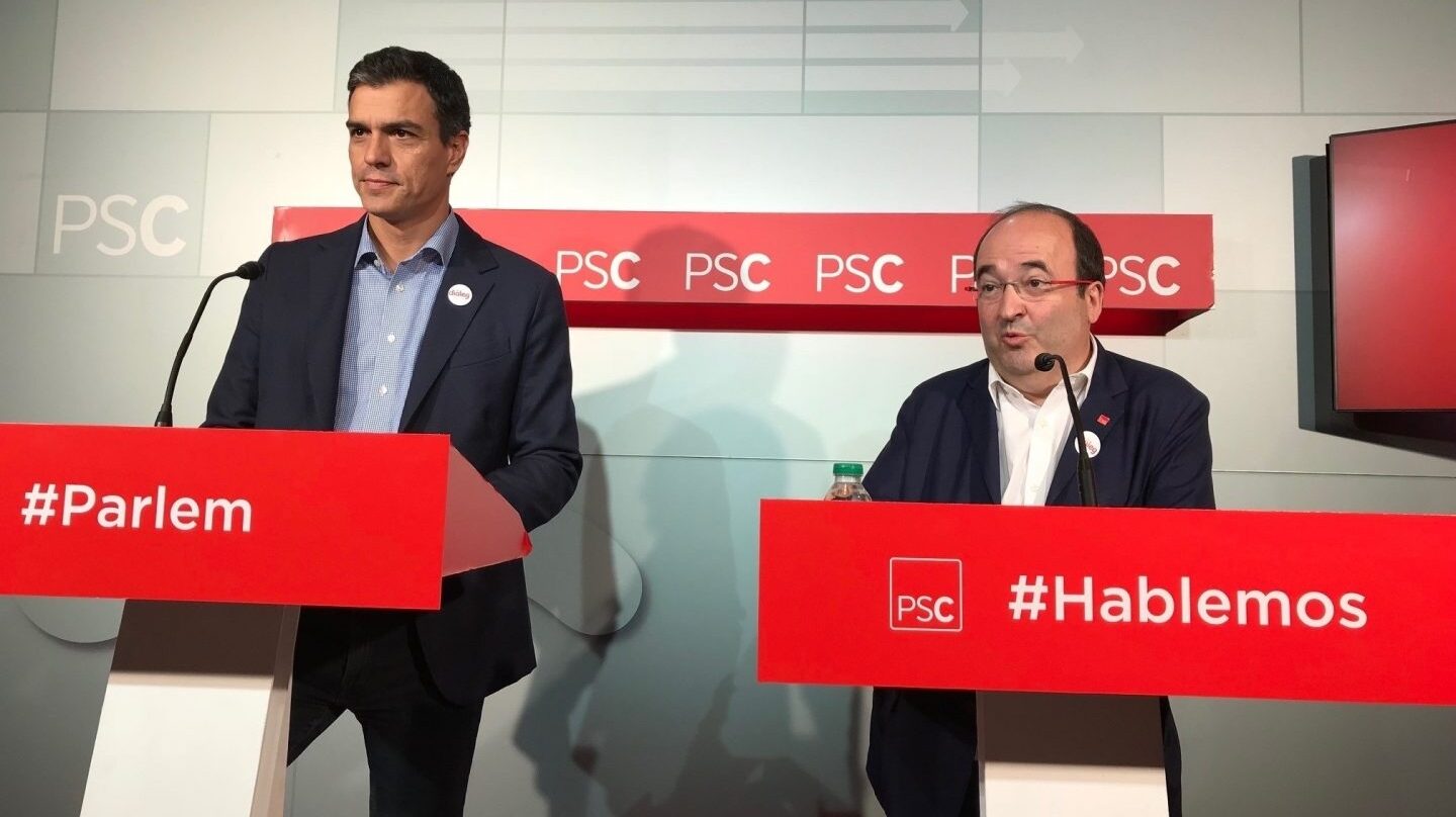 Reunión en el PSC: Pedro Sánchez y Miquel Iceta.