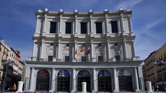 Fachada del Teatro Real.