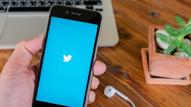 Twitter actualiza la cámara de su app para competir con Instagram