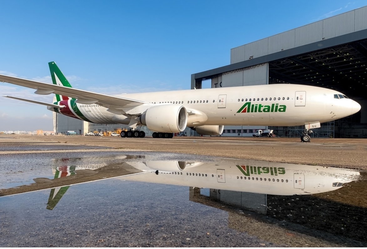 Un avión de la aerolínea italiana Alitalia.