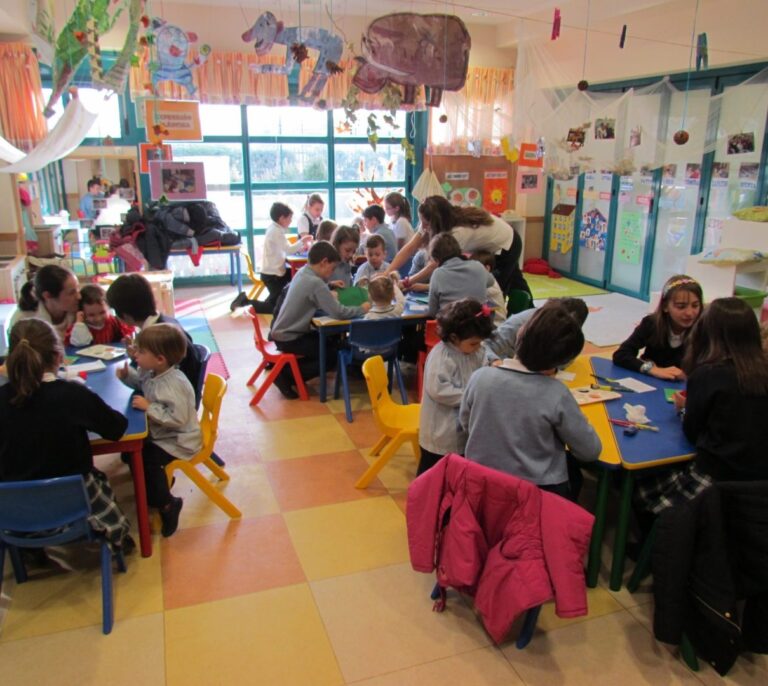 Euskadi da marcha atrás y hace voluntario el regreso a las clases el lunes
