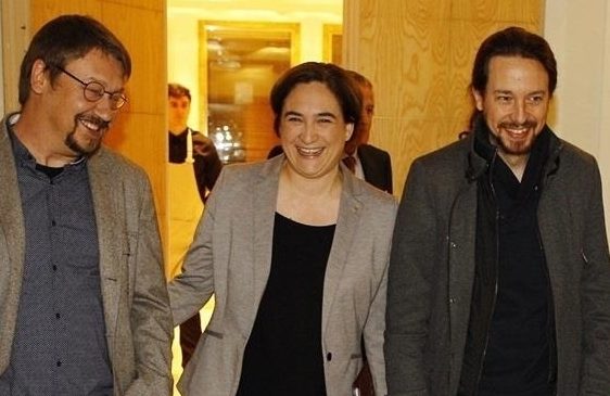 Xavi Domènech, Ada Colau y Pablo Iglesias.