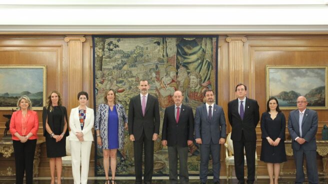 Felipe VI recibe en La Zarzuela a la Junta de Gobierno del Colegio de Abogados de Madrid.