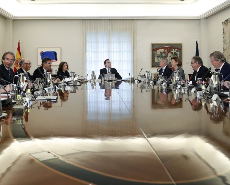 "Si hay que detener a Puigdemont, lo tienen que hacer los Mossos"