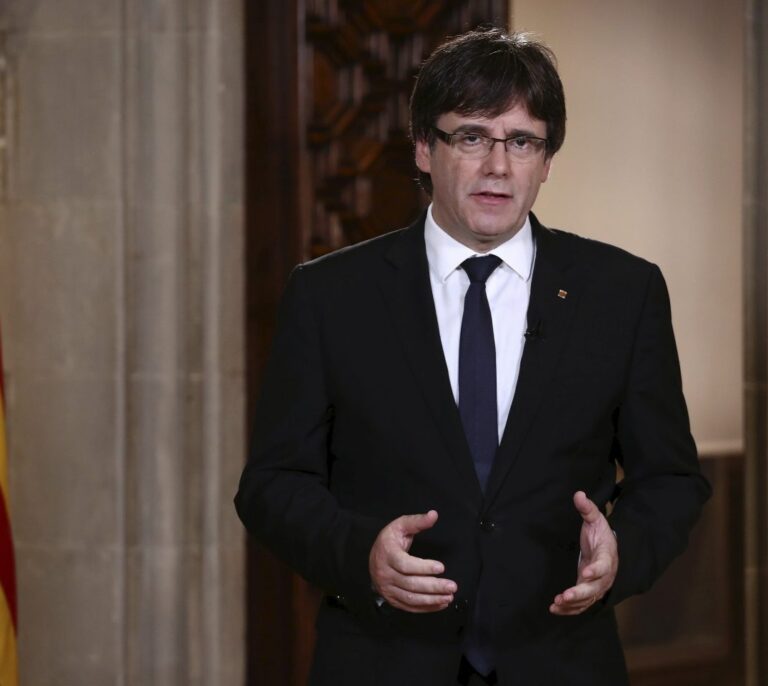 Puigdemont insiste en TV3: aplicará la ley que prevé la declaración de independencia