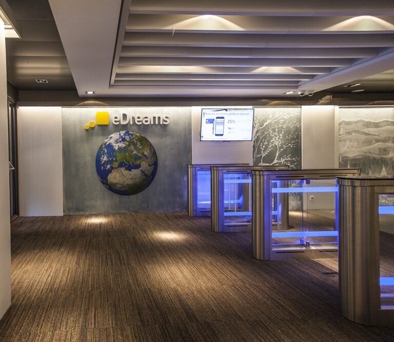 eDreams vuelve a beneficios con 32,3 millones en el año fiscal 2024