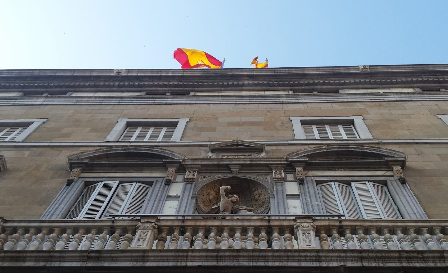 Fachada de la Generalitat de Cataluña el día de la declaración unilateral de independencia.