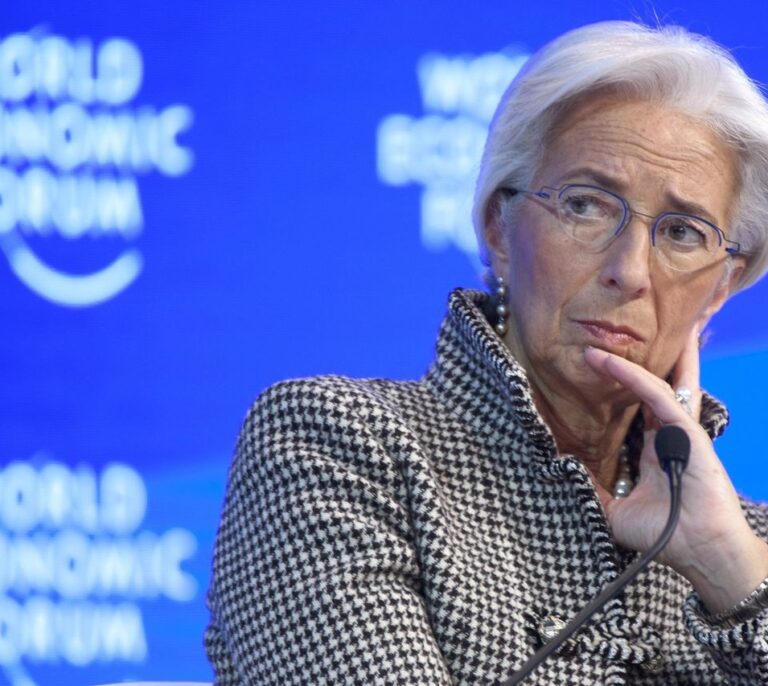 El FMI ve "crucial" adoptar la senda de déficit que PP y Ciudadanos mantienen bloqueada