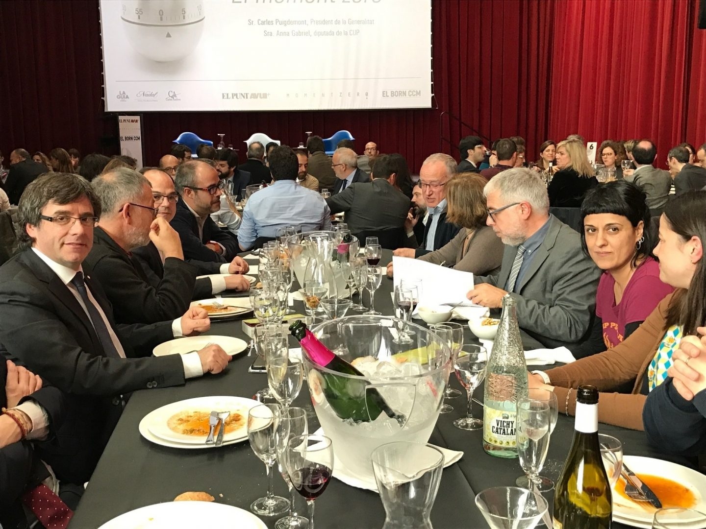 Carles Puigdemont y Anna Gabriel, en un almuerzo.