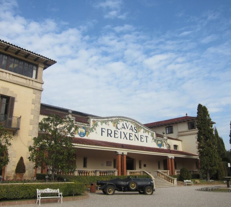Freixenet decide mantener su sede en Cataluña tras la aplicación del 155
